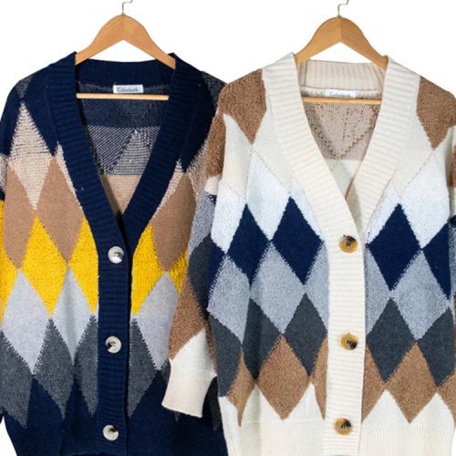 Colorfaith 2022 Plaid Chic Cardigans Button Puff Sleeve Checkered Oversized Women s Sweaters Winter Spring Sweater 8df39aac b6cd 428f 81ef 84beb46135de