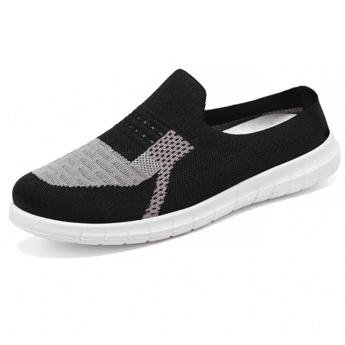 Knitted shoes black pink 34b34ee3 410f 4f7c 87b3 b10522c36a76